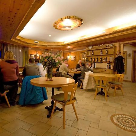 Hotel Garni Al Plan Ливиньо Экстерьер фото