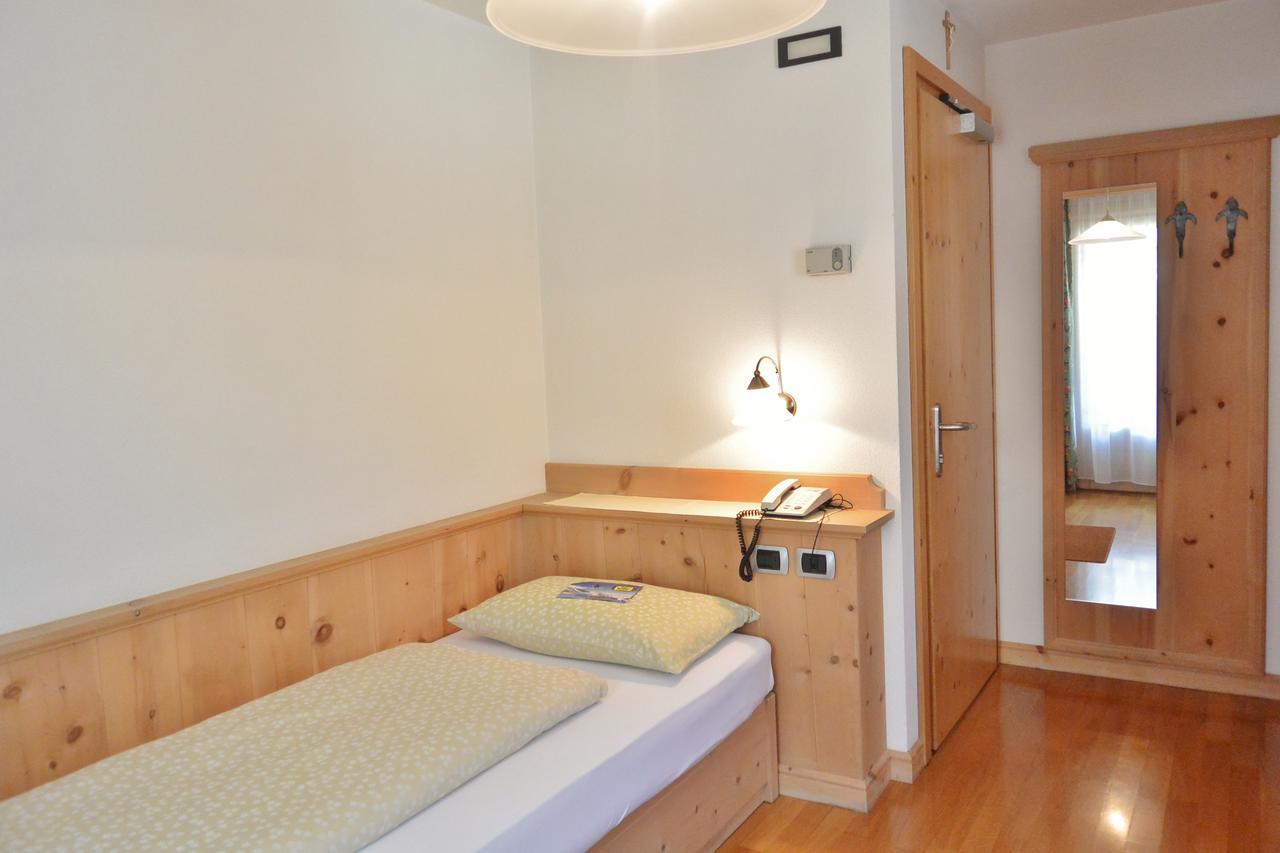 Hotel Garni Al Plan Ливиньо Экстерьер фото
